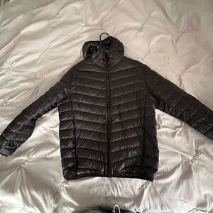 Men’s Lightweight Black Puffer Jacket Size Medium